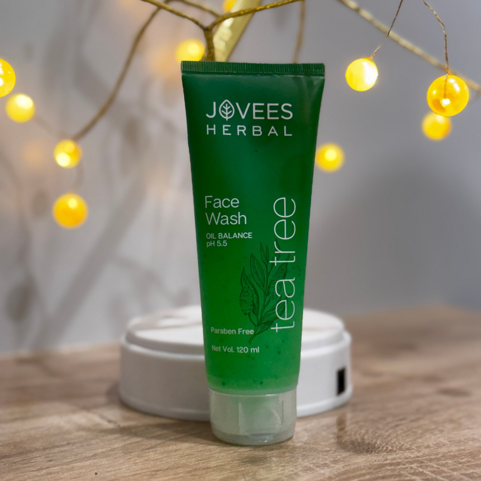 Jovees Herbal Tea Tree Oil Control Face Wash – 120 ml