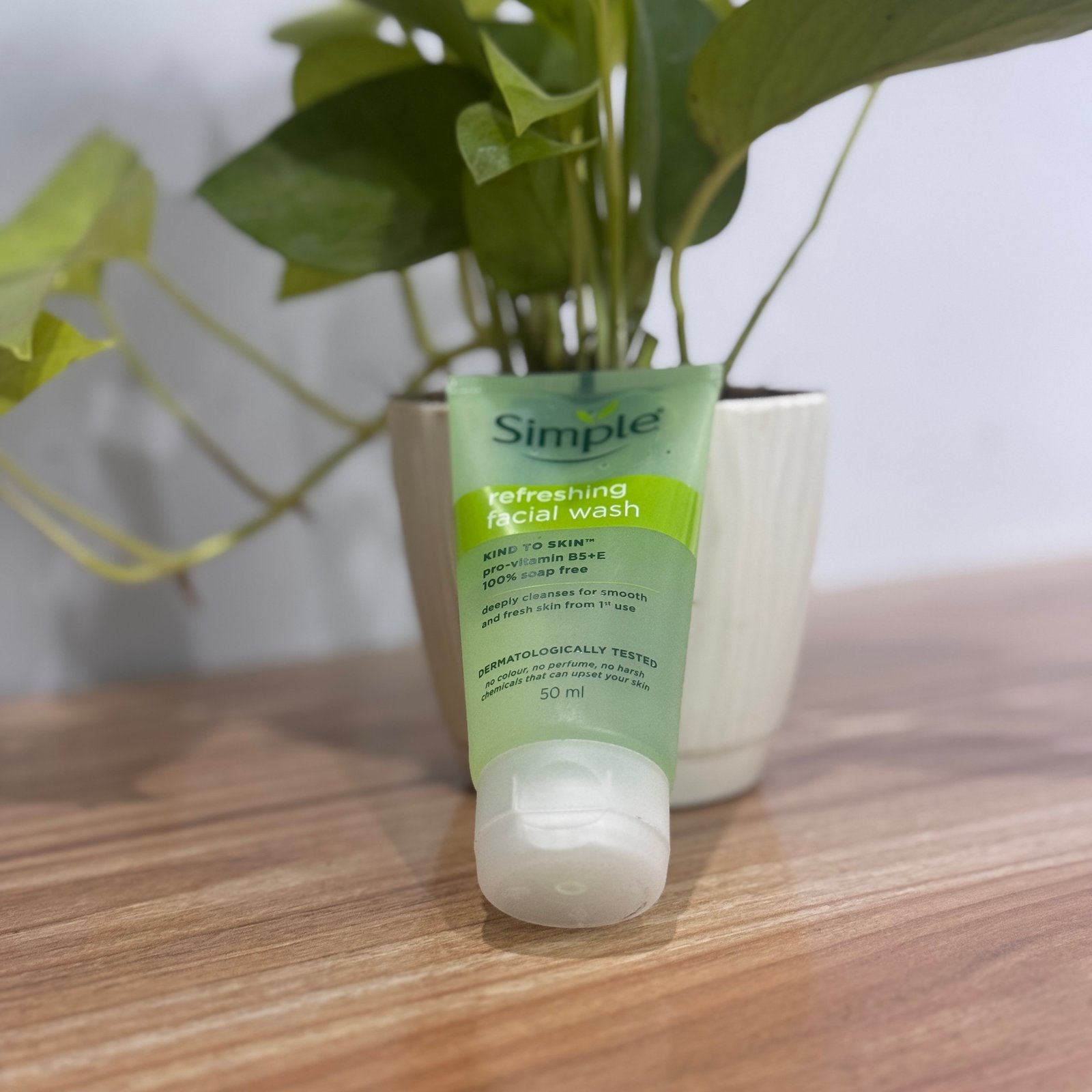 Simple Kind to Skin Refreshing Facial Wash | 100% Soap-Free Gentle Cleanser with Vitamin E & Glycerin | for All Skin Types | Perfect for Sensitive Skin, 50 ML
