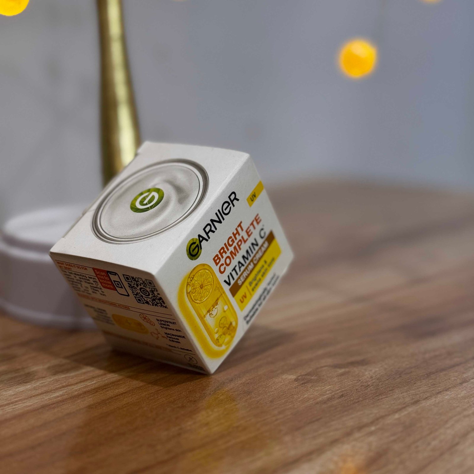 Garnier Bright Complete Vitamin C Serum Cream