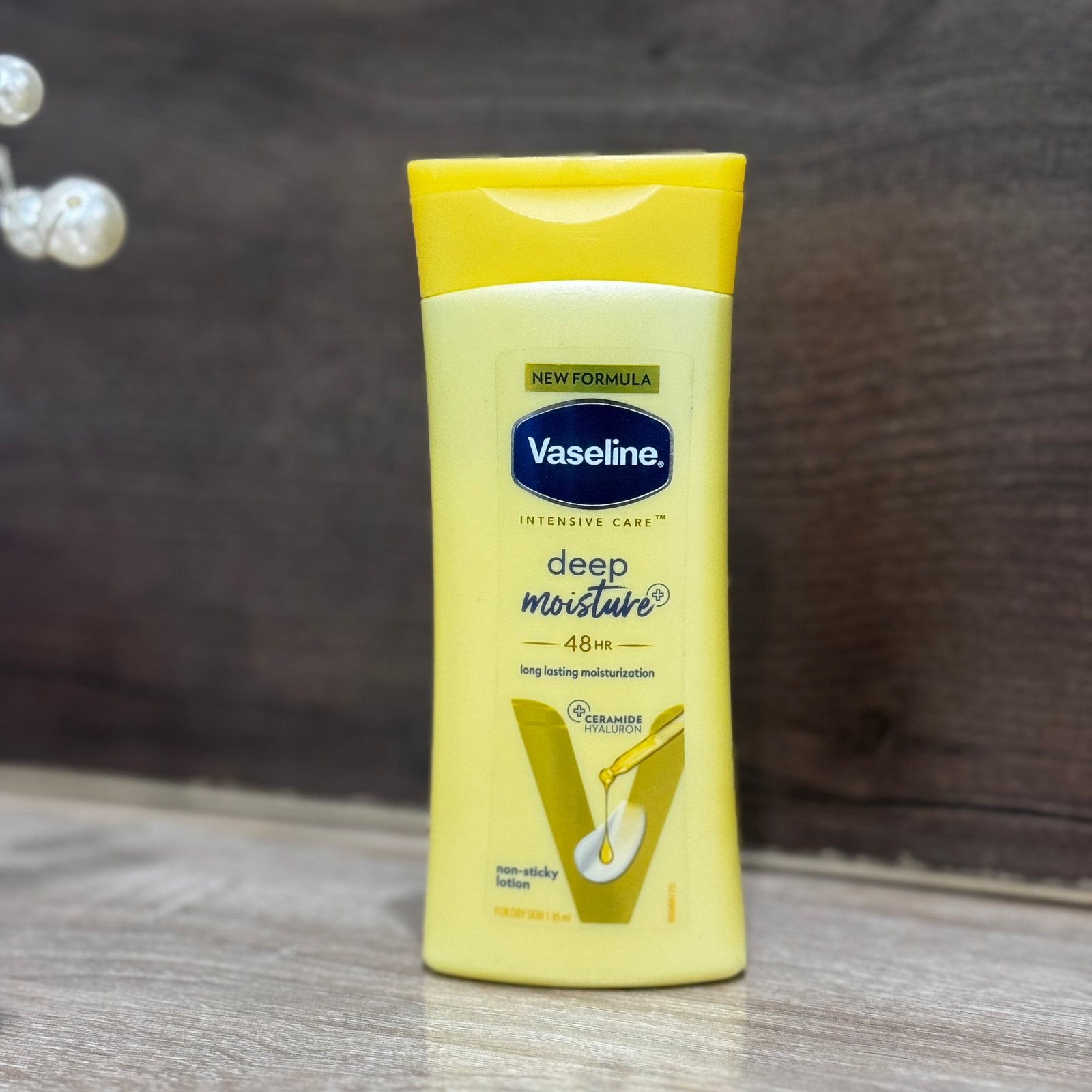 Vaseline Intensive Care Deep Moisture Body Lotion 85 ml