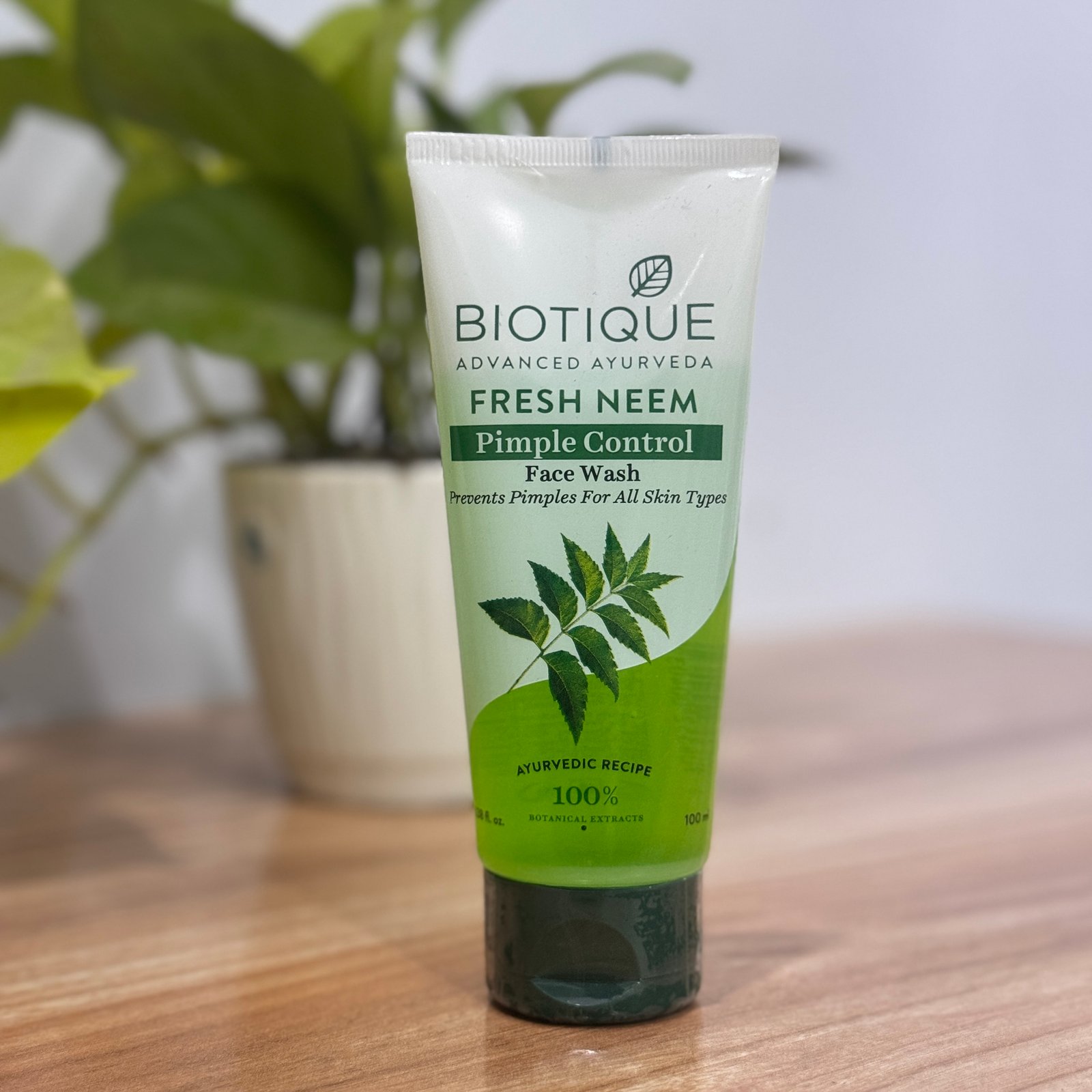 Biotique Fresh Neem Pimple Control Face Wash| Ayurvedic and Organically Pure| Prevents Pimples |100% Botanical Extracts| Suitable for All Skin Types | 100mL