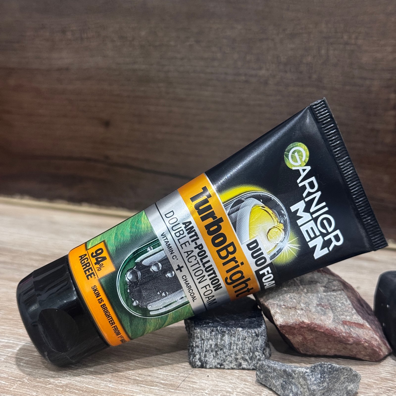 Garnier Men, Face Wash, Brightening & Anti-Pollution, TurboBright Double Action, 50 g