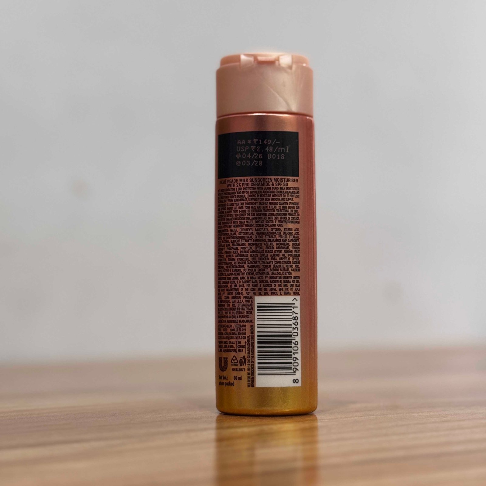 Lakmé Peach Milk Moisturiser SPF 30 , 60 ml